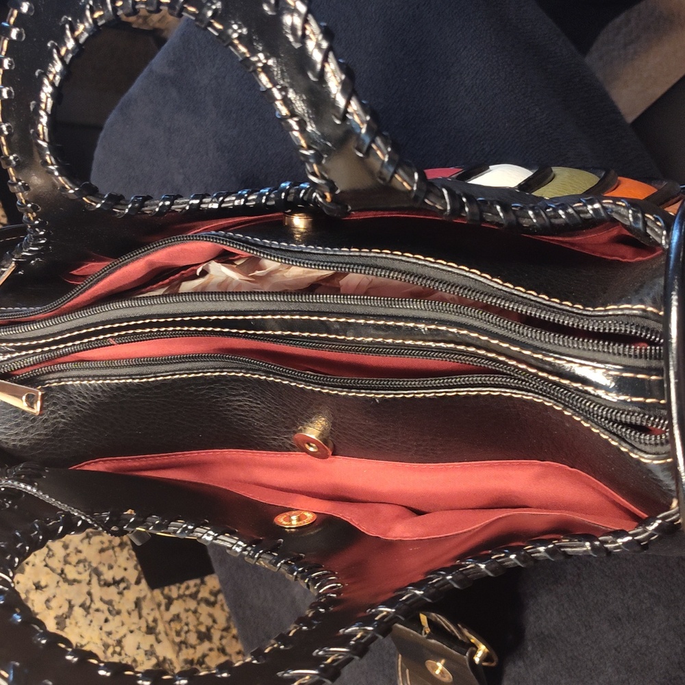 Chic Multicolor Leather Shoulder Bag - Picture 4 of 7